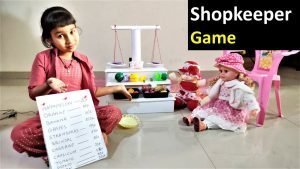 Read more about the article Shopkeeper game in Hindi – PRETEND PLAY WITH SHOPPING SET