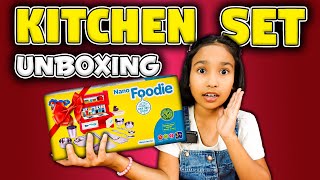 Read more about the article Mini Kitchenware Set Unboxing: The Cutest Kitchen Pretend Play You Never Knew You Needed! | Learn with Pari